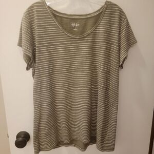 Style & Co t-shirt